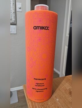 Amika Signature Normcore Conditioner 1 Liter Sealed